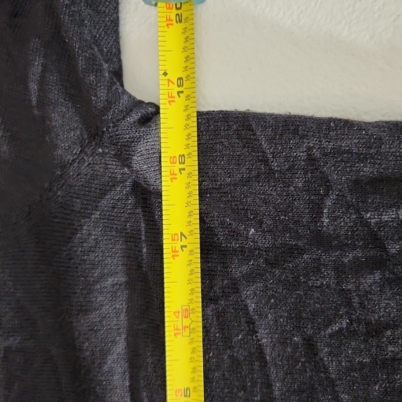 Apt 9 Sweater Large black vneck top sweater - Picture 11 of 12